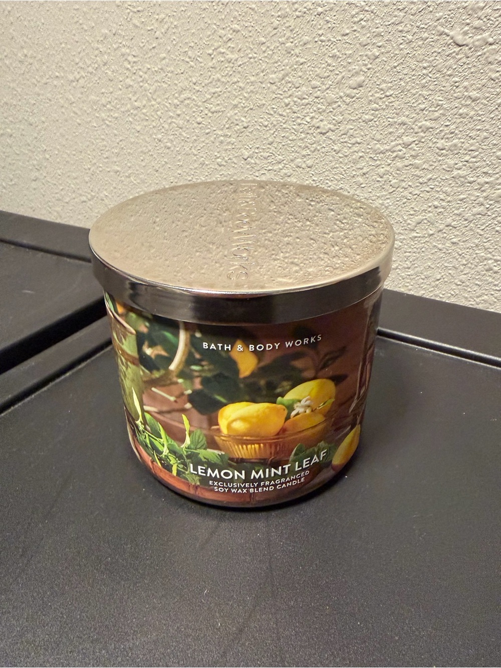 Bath & Body Works Lemon Mint Leaf 3-Wick Candle